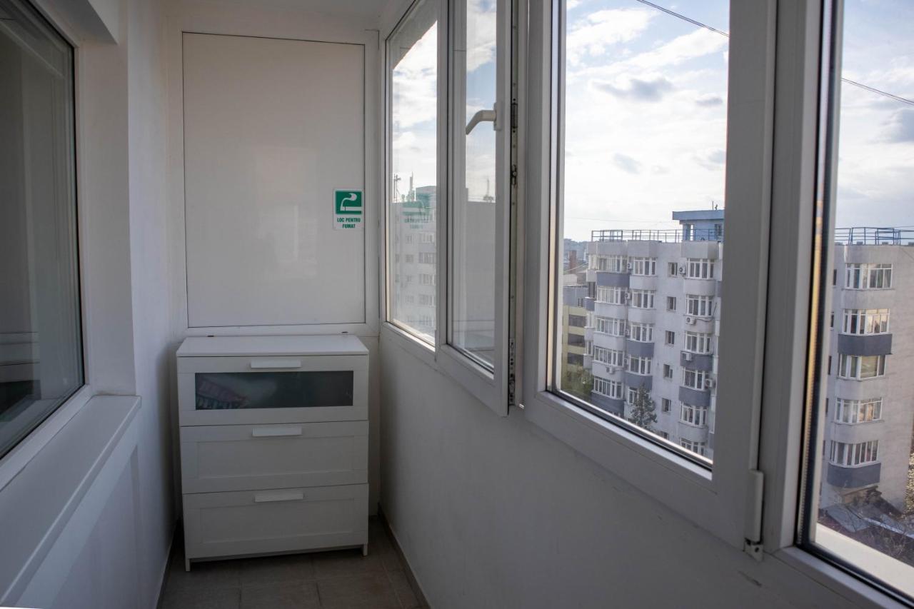 Oak Apartment - Piata Victoriei Bucharest Exterior photo